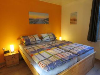 Ferienhaus Holtgast Ferienhaus Mariechen mit Sauna tableau 2