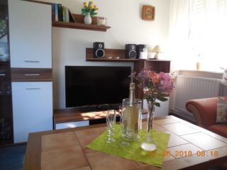 Ferienwohnung Leer Ferienwohnung-loga tableau 1